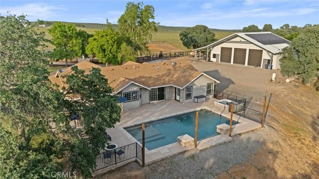 Photo of 5535 Janine Way, Corning, CA 96021 (MLS # SN26077885)