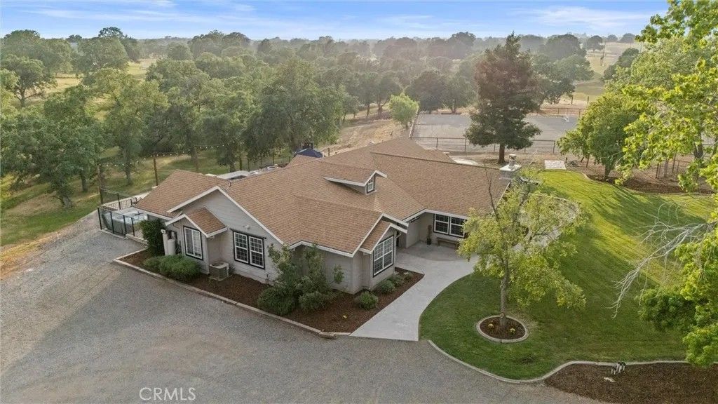 Photo of 5535 Janine Way, Corning, CA 96021 (MLS # SN26077885)