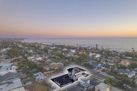 5140 Los Robles Drive Carlsbad CA 92008