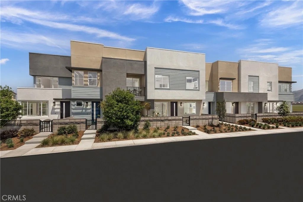 3660 W S. Eichler Paseo 2