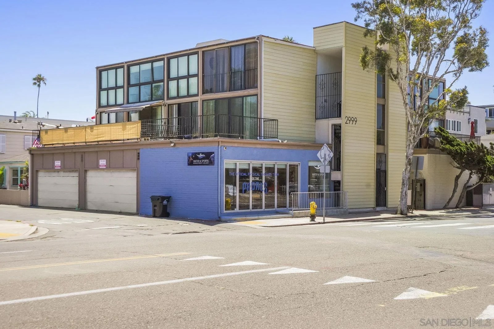2999 Mission Blvd 201