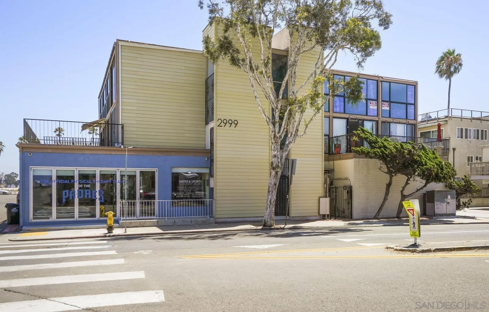 2999 Mission Blvd 201