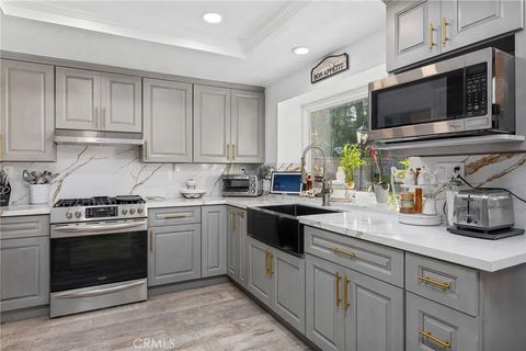 Tiny photo for 815 Via Gregorio, San Dimas, CA 91773 (MLS # CV25187265)