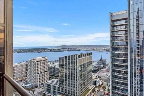 Tiny photo for 700 W E St #3502, San Diego, CA 92101 (MLS # 250039969)