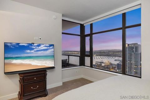 Tiny photo for 700 W E St #3502, San Diego, CA 92101 (MLS # 250039969)