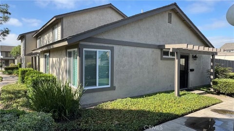 Photo of 581 W Alton AVE #G, Santa Ana, CA 92707 (MLS # IG26222359)