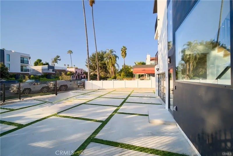 616 N Mariposa Ave Avenue