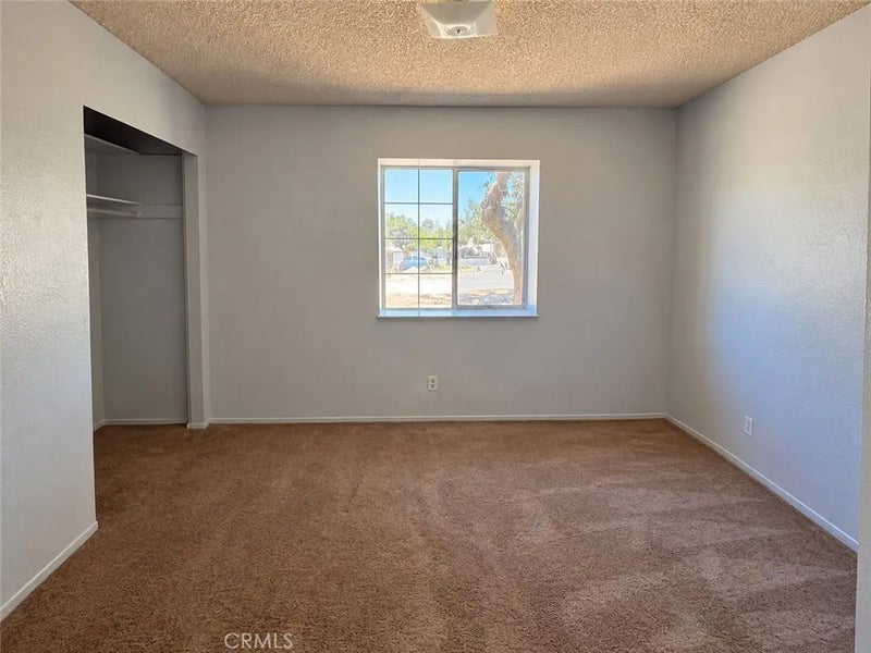 25095 Via Vista