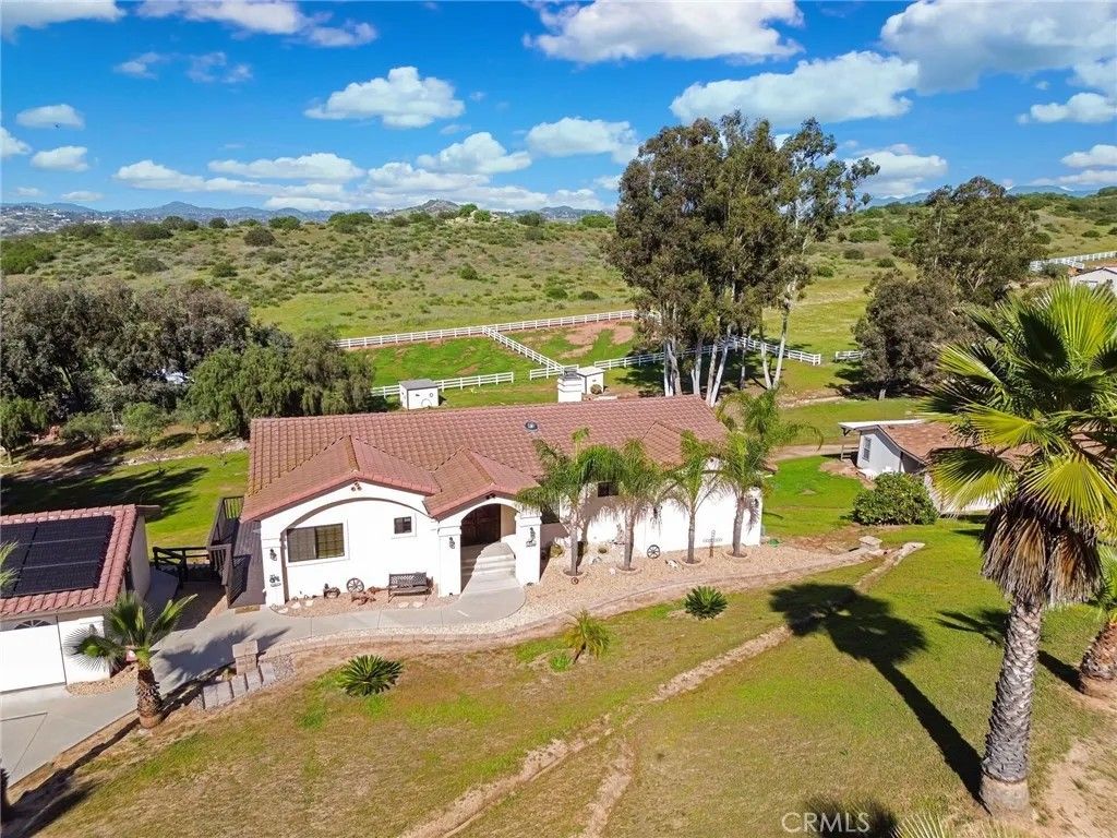 Photo of 32068 Anna Marie Lane, Bonsall, CA 92003 (MLS # OC26062174)