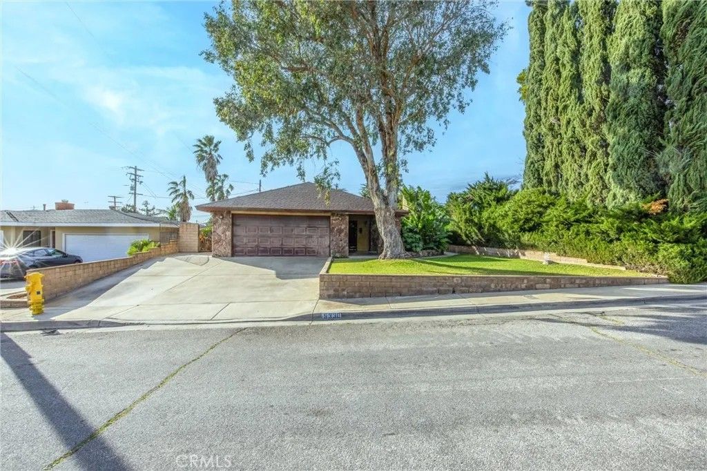 Photo of 5330 N Pershing Ave, San Bernardino, CA 92407 (MLS # IG26021398)