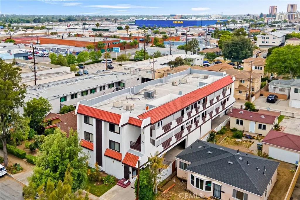 1021 Linden Avenue