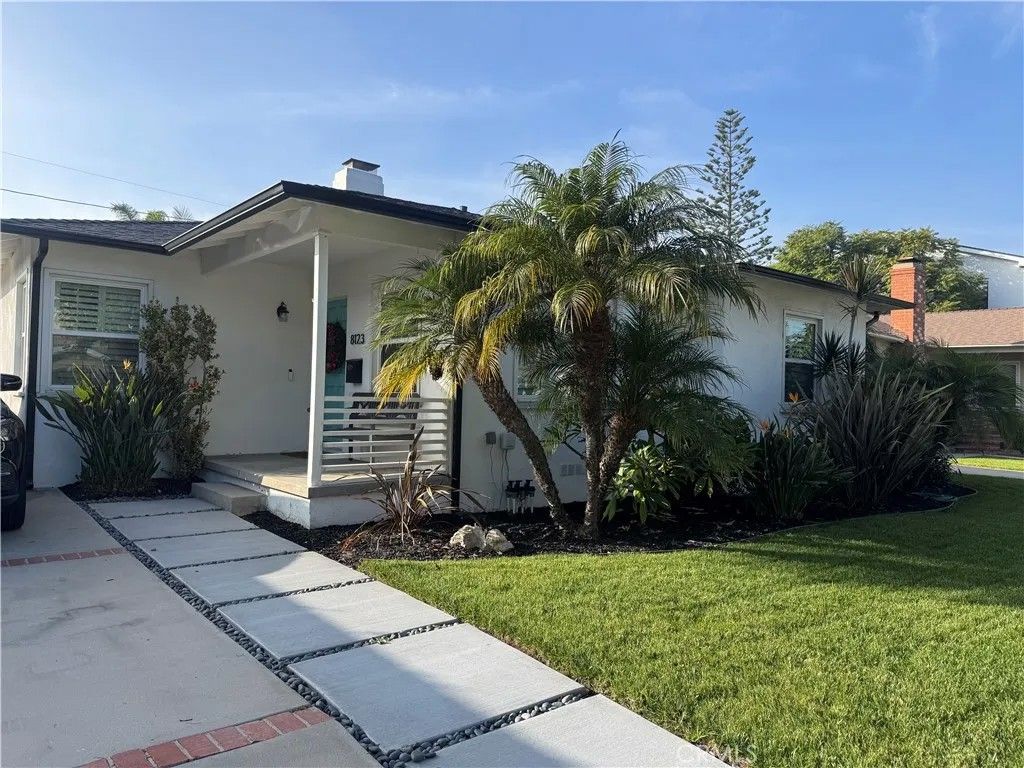 Photo of 8123 McConnell, Los Angeles, CA 90045 (MLS # SB25281580)