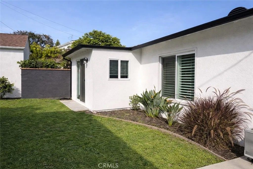 Photo of 8123 McConnell, Los Angeles, CA 90045 (MLS # SB25281580)