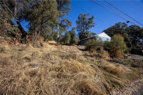 Tiny photo for 14748 Uhl Ave, Clearlake, CA 95422 (MLS # LC25252584)