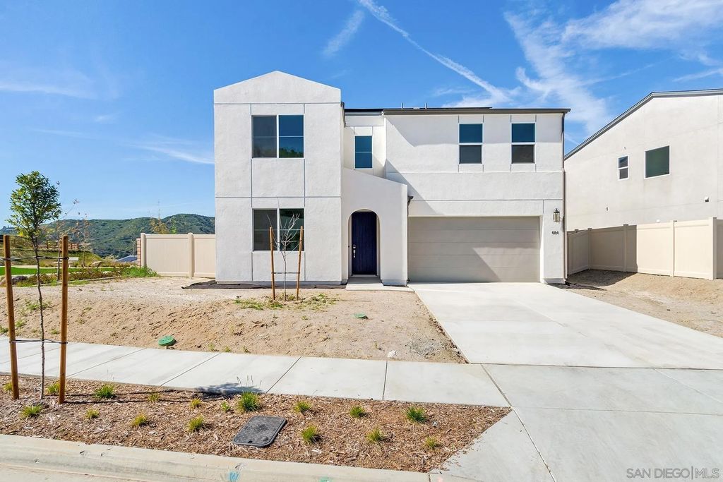 Photo of 684 Meadowood St Lot 391 St #Lot 391, Fallbrook, CA 92028 (MLS # 260004718)