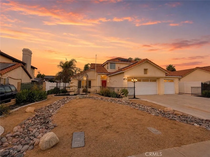 42806 Avenida Tigre