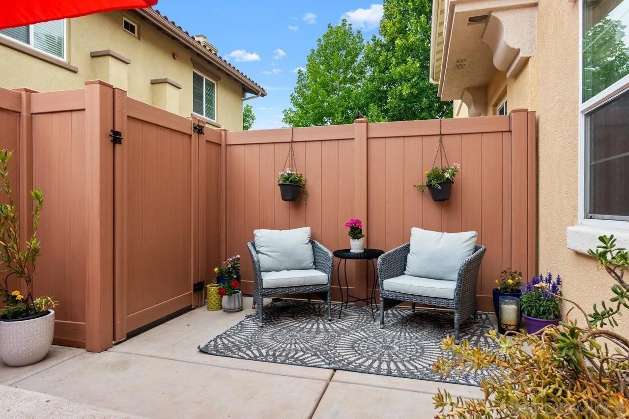 1305 Isabella Way