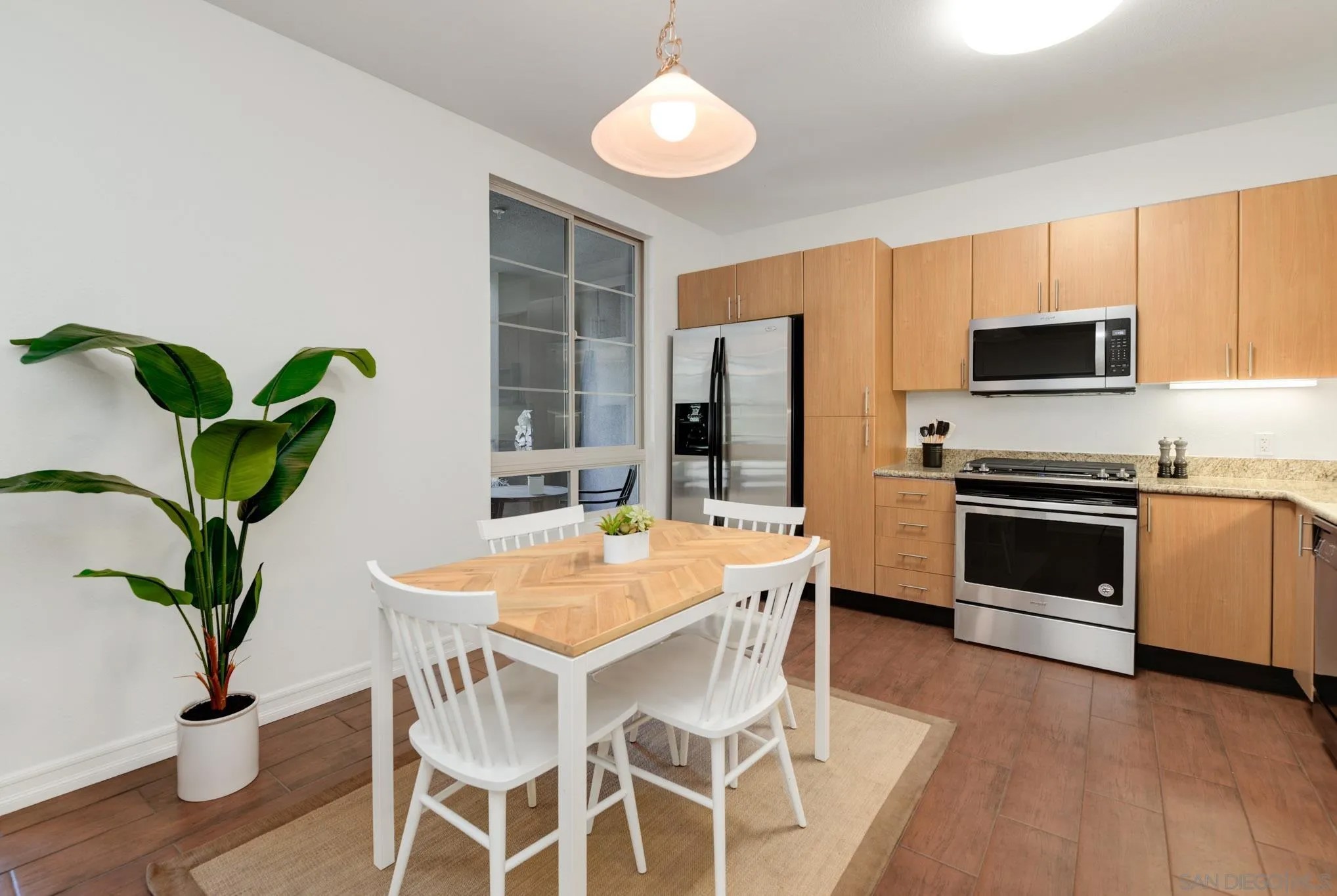 1465 C St 3301