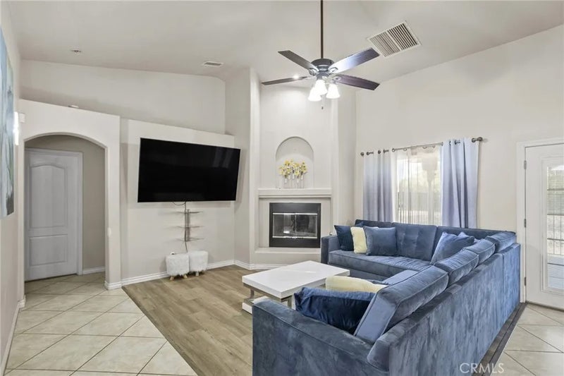 16805 Ponca