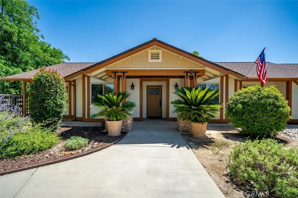 2385 Larkfield Place