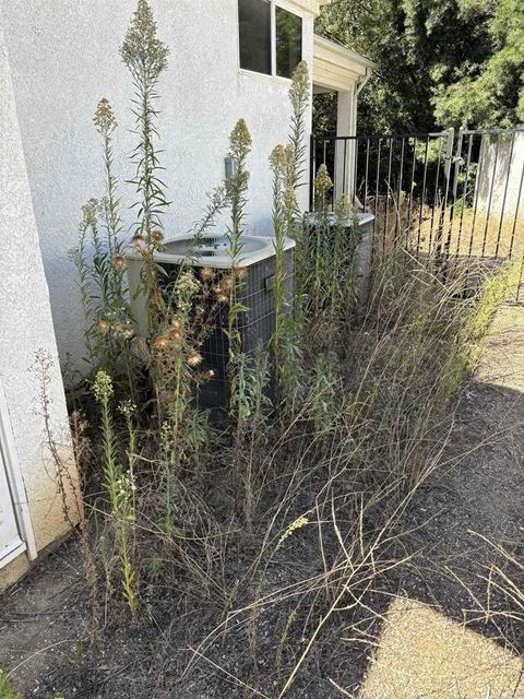 Tiny photo for 3068 Willow Heights Road, Fallbrook, CA 92028 (MLS # NDP2509678)