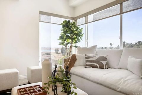 Tiny photo for 351 Maria Ave, Spring Valley, CA 91977 (MLS # PTP2508018)