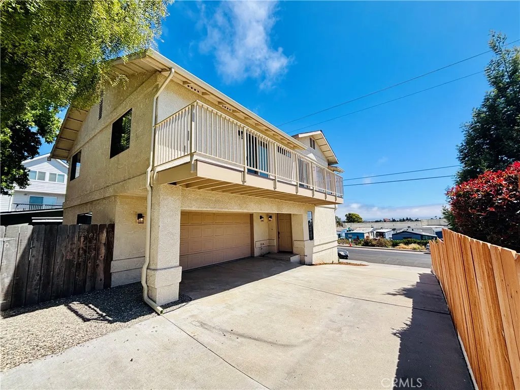 1537 Ramona Avenue