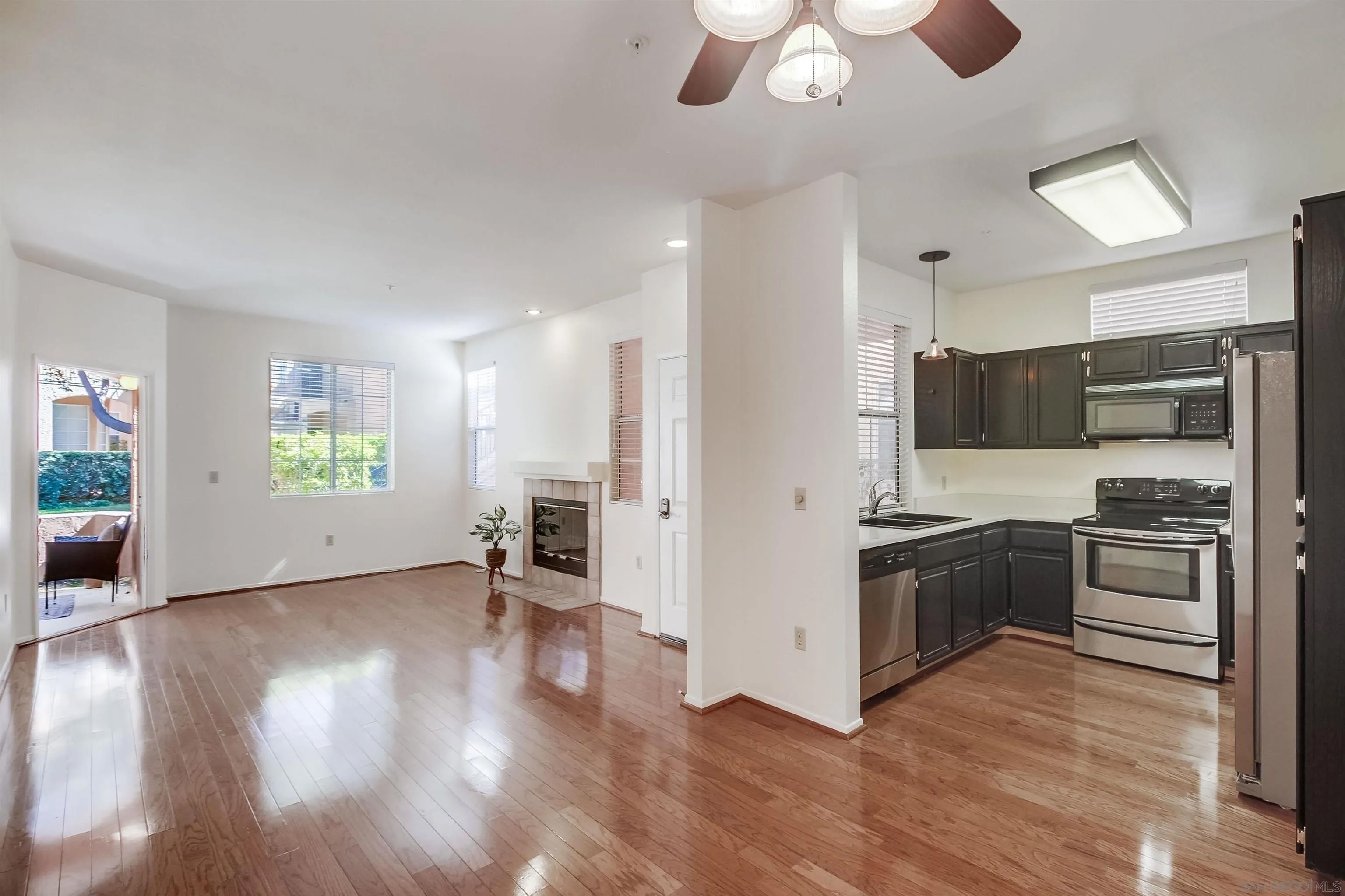 18736 Caminito Cantilena 194