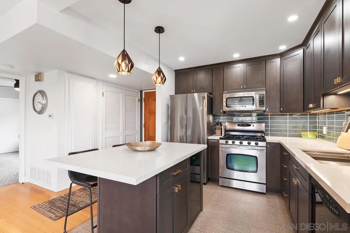 4055 Falcon St 205