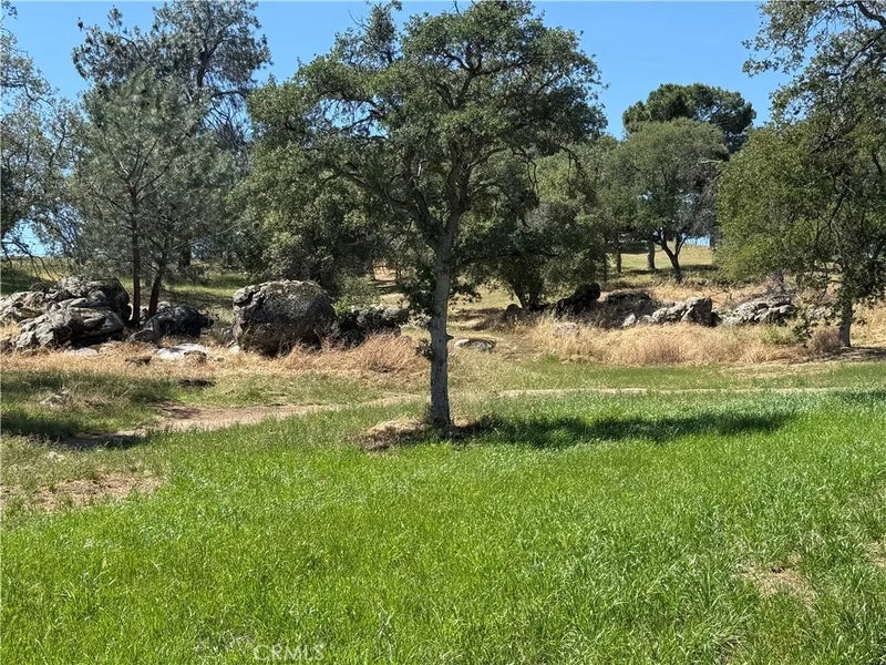 958 N Kings Canyon
