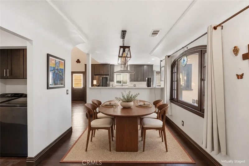 4225 Rosewood