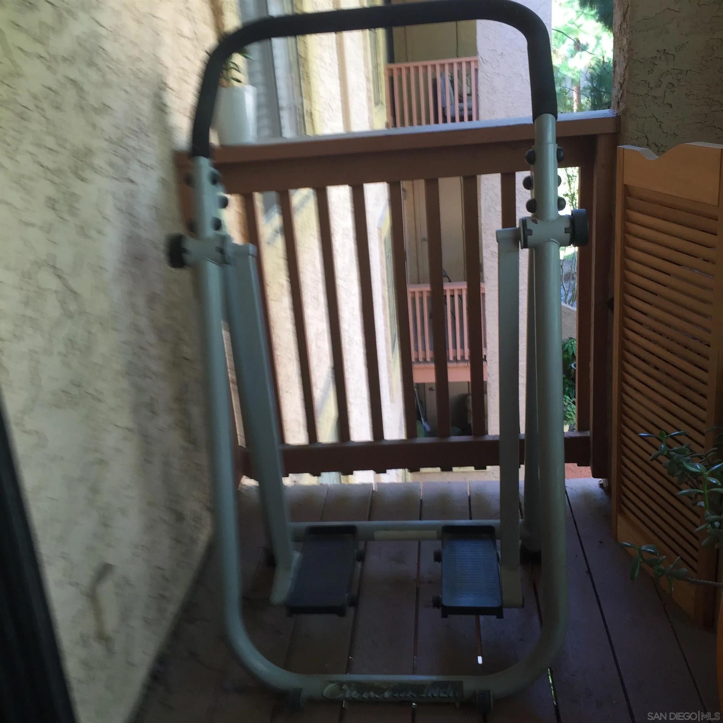 12075 Alta Carmel Ct #44