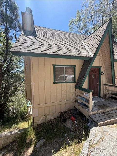 Photo of 28800 Zion Drive, Lake Arrowhead, CA 92352 (MLS # SW26090853)