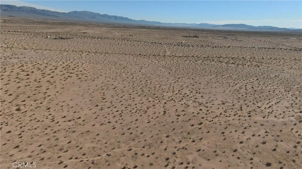 Photo of 5522 Pinto Mountain, 29 Palms, CA 92277 (MLS # JT26013447)