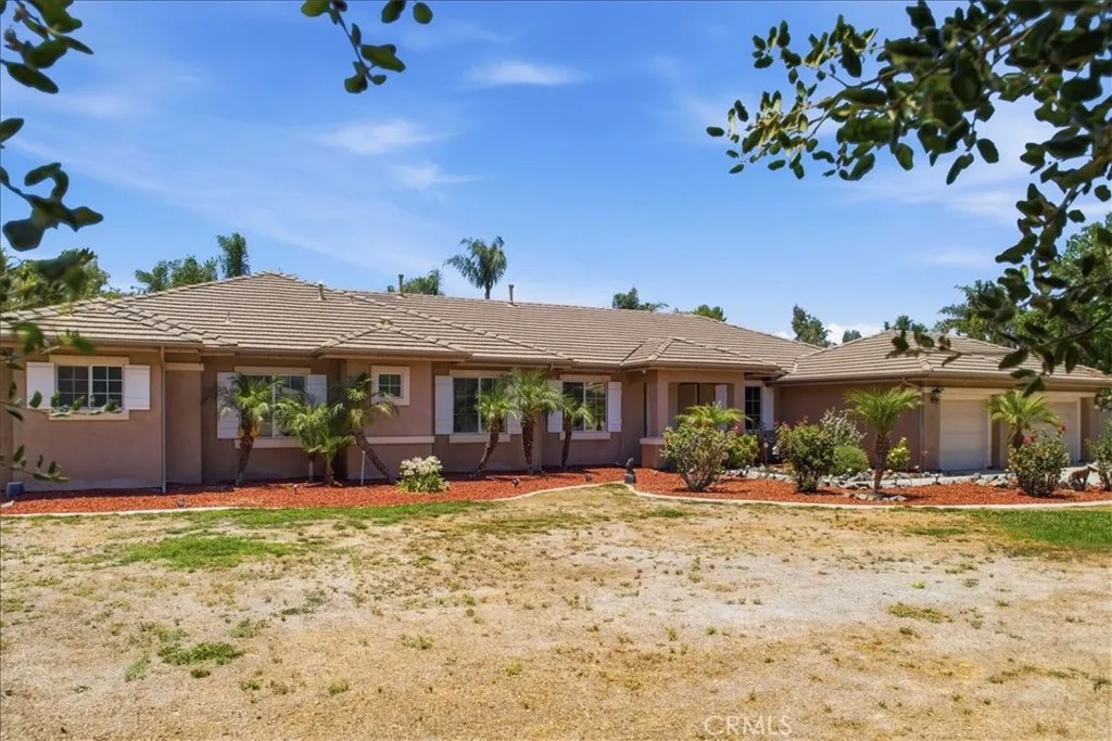 23841 Piedras