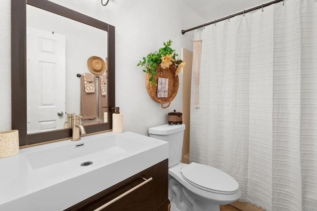 Photo of 19161 Paradise Mountain Road, Valley Center, CA 92082 (MLS # NDP2511272)