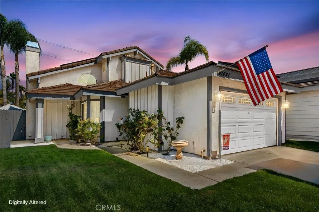 41441 Avenida De La Reina