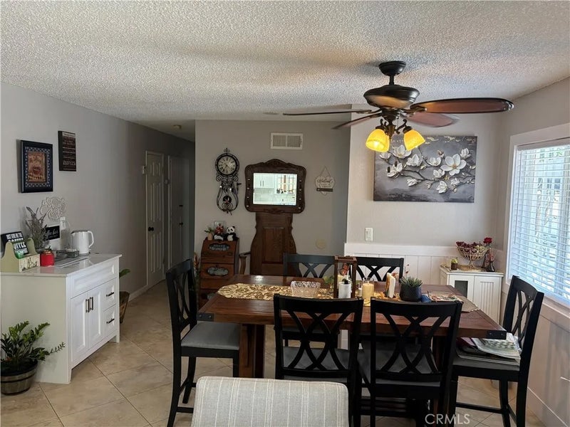 1622 S Pacific