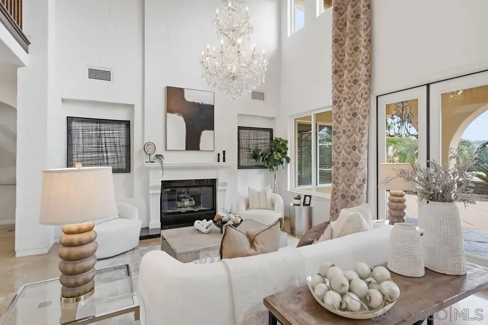 Poway, California 92064, United States, 7 Bedrooms Bedrooms, ,6 BathroomsBathrooms,Residential,Active,247513