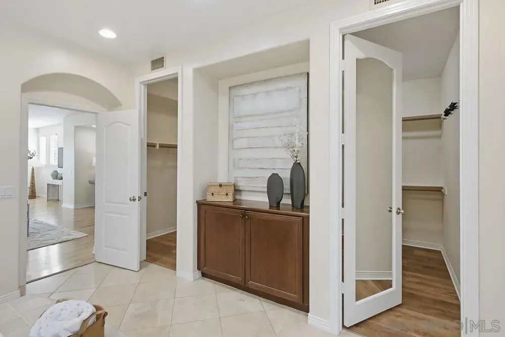 Poway, California 92064, United States, 7 Bedrooms Bedrooms, ,6 BathroomsBathrooms,Residential,Active,247513