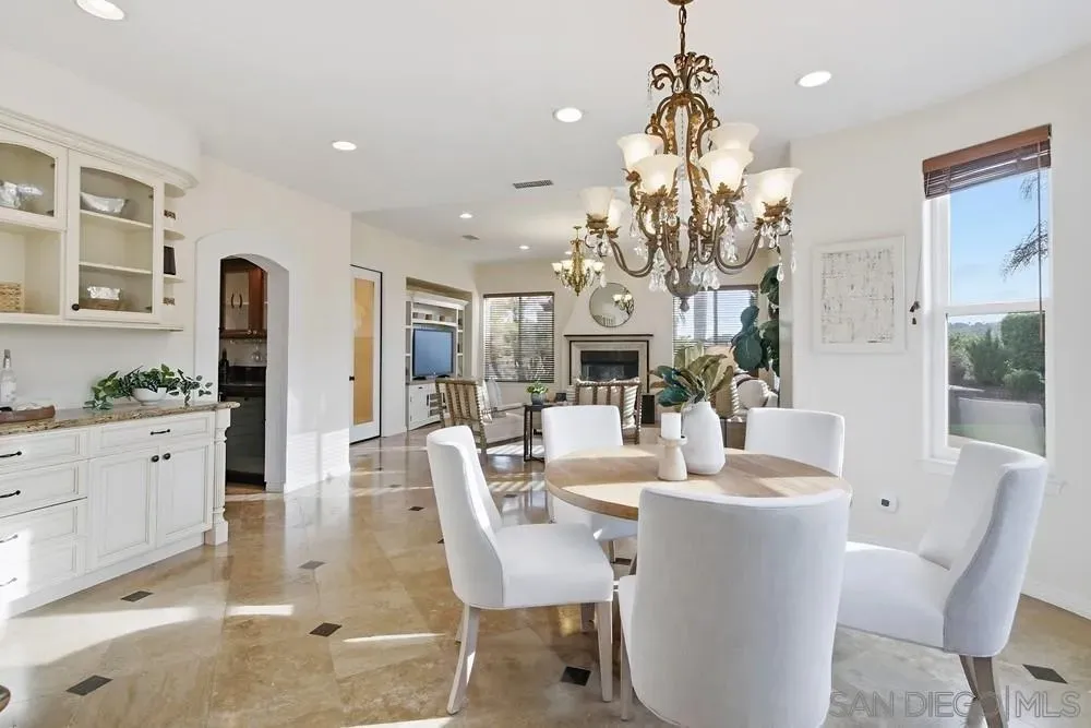 Poway, California 92064, United States, 7 Bedrooms Bedrooms, ,6 BathroomsBathrooms,Residential,Active,247513