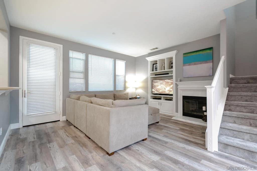 Photo of 10547 Hollingsworth Way, San Diego, CA 92127 (MLS # 260020083)