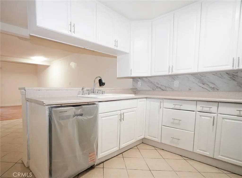 Photo of 16600 Seville AVE #C, Fontana, CA 92335 (MLS # AR26139691)
