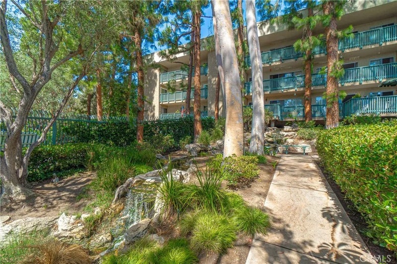 576 N Bellflower 222