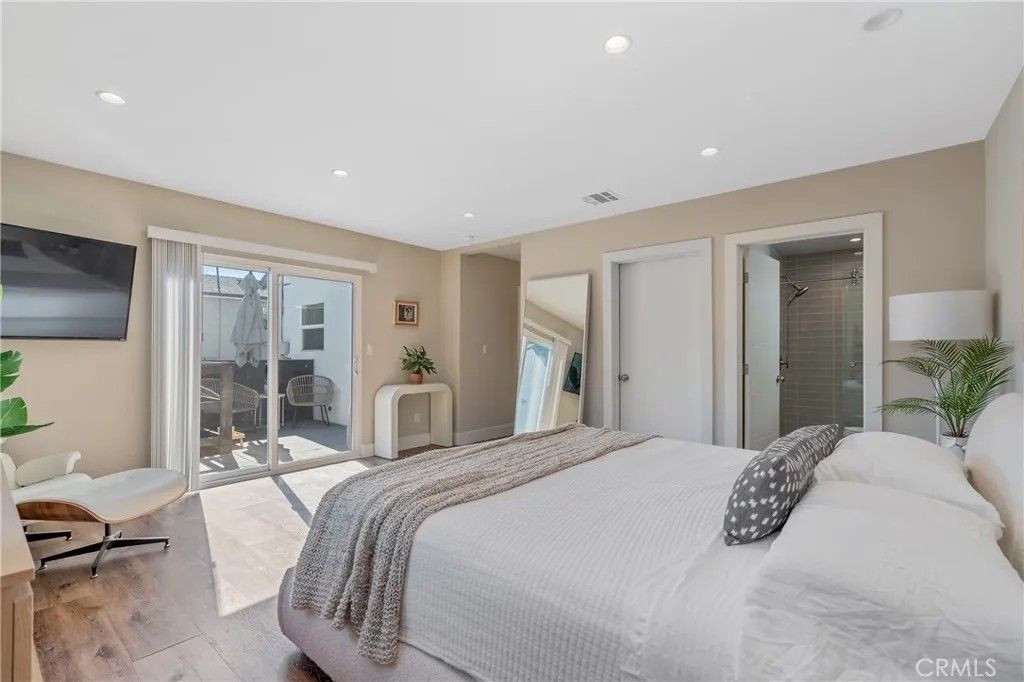 Photo of 8034 Airlane Avenue, Los Angeles, CA 90045 (MLS # SB26041797)