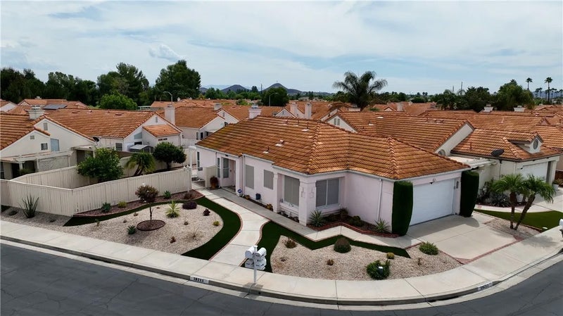 28213 Orangegrove