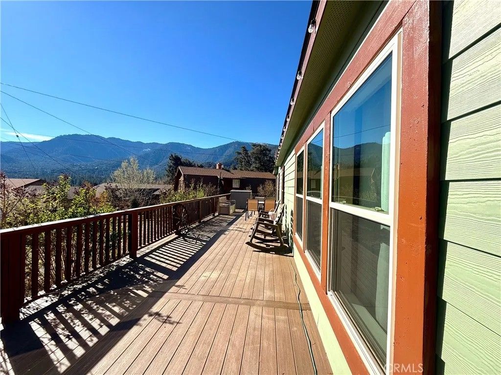 Photo of 2721 Everest Way, Pine Mountain Club, CA 93222 (MLS # SR26065152)