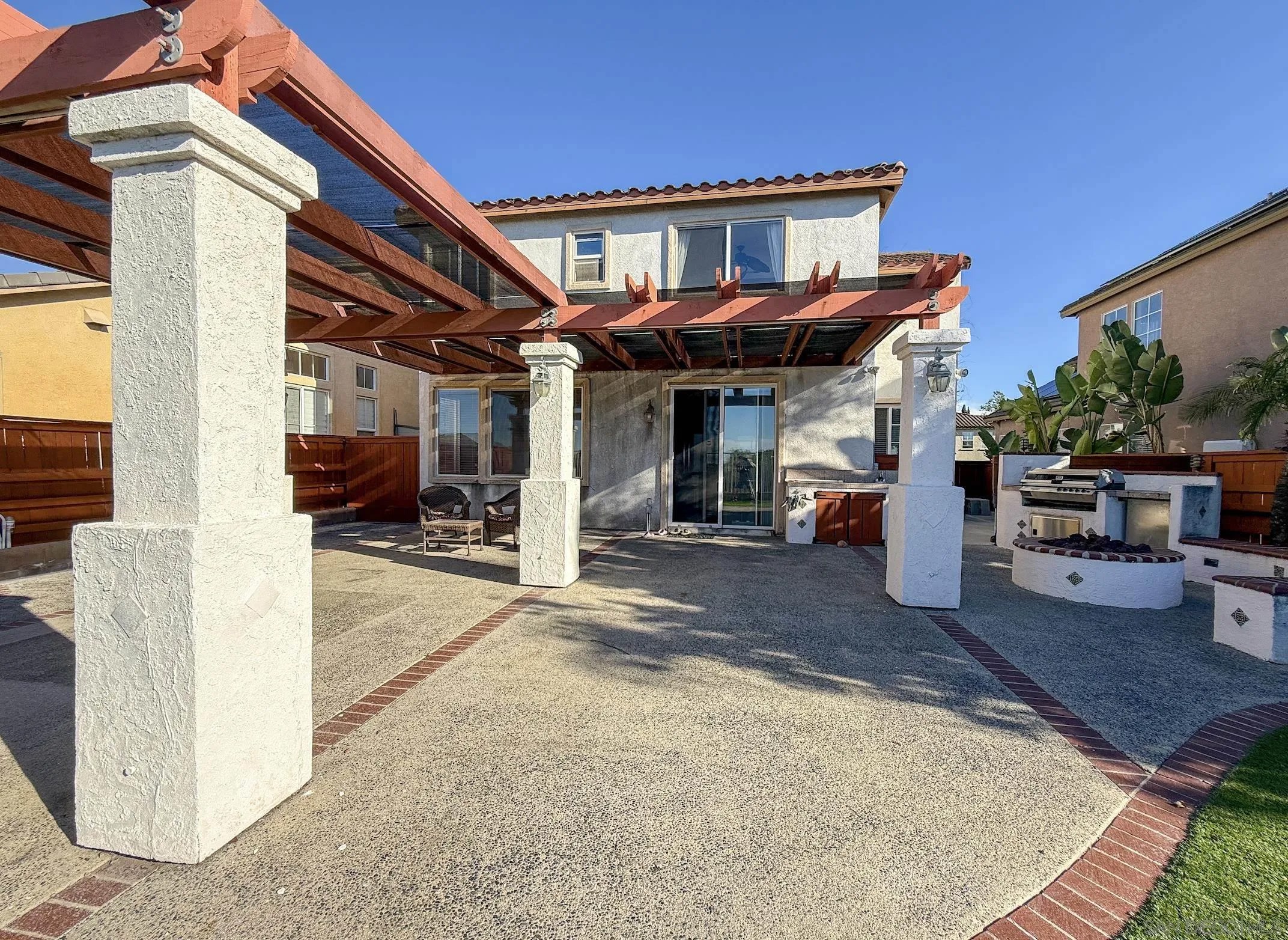 700 Rocking Horse Dr