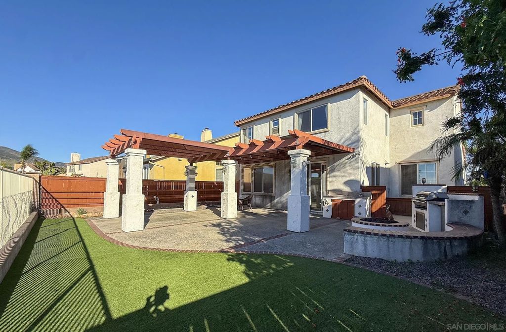 Photo of 700 Rocking Horse Dr, Chula Vista, CA 91914 (MLS # 260005634)