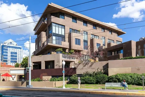 611 W G St Unit 321, San Diego, CA 92101 - #: 250044543